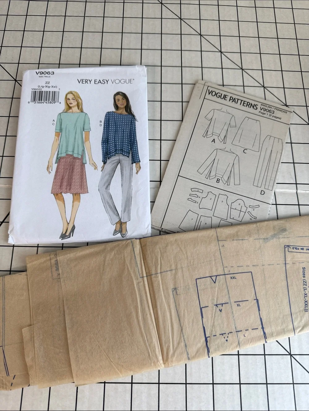 Vogue V9063 Very Easy Top Skirt Pants Pattern ZZ L XL XXL Uncut Factory Folded